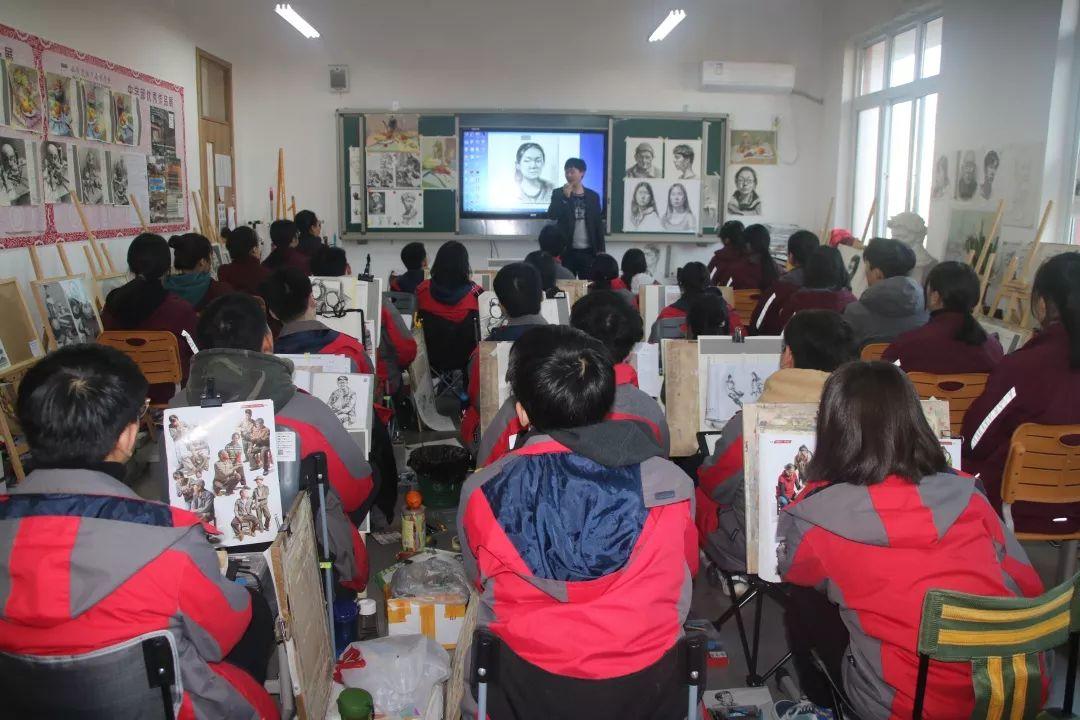 禁止错过！艺考生提分就来美狮贵宾会高三艺考生文化课冲刺营！学位抢报中......